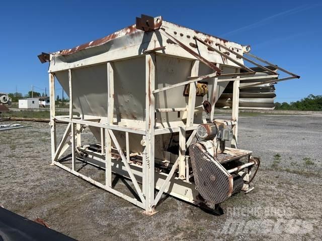  Cold Feeder Bins and hoppers