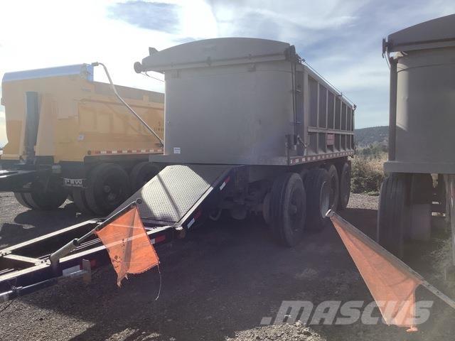 Cornhusker  Tipper trailers