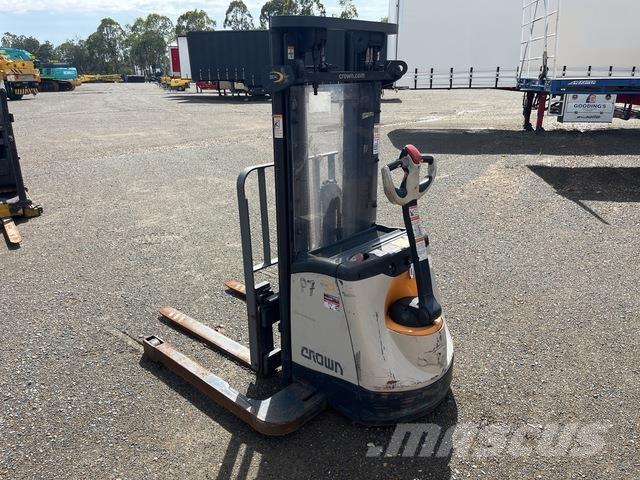 Crown SX3030 Construction - Others