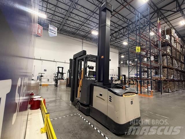 Crown TSP6500 Electric forklift trucks