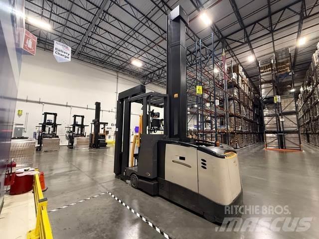 Crown TSP6500 Electric forklift trucks
