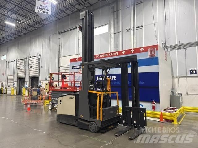 Crown TSP6500 Electric forklift trucks