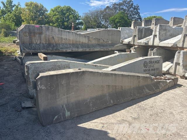  DB80 Construction - Others