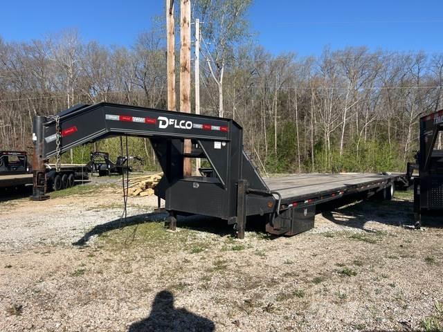  Delco Vehicle transport trailers