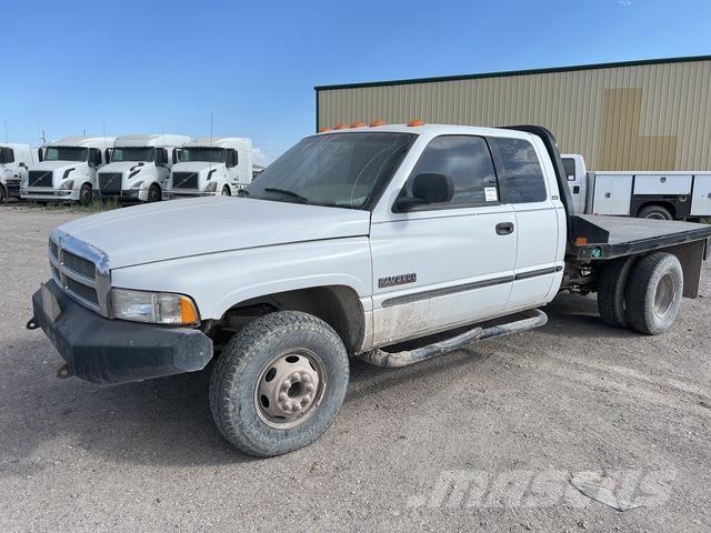 Dodge Ram 3500 Flatbed / Dropside trucks