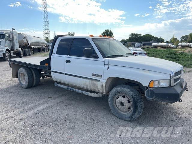 Dodge Ram 3500 Flatbed / Dropside trucks