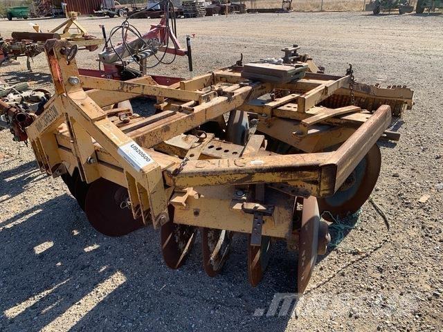  Domries Other tillage machines and accessories