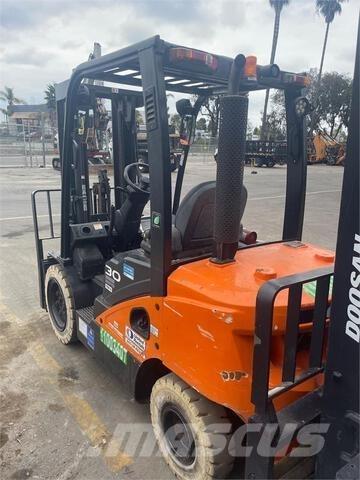 Doosan D30S7 Forklift trucks - others