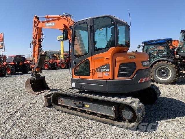 Doosan DX85R-3 Crawler excavators