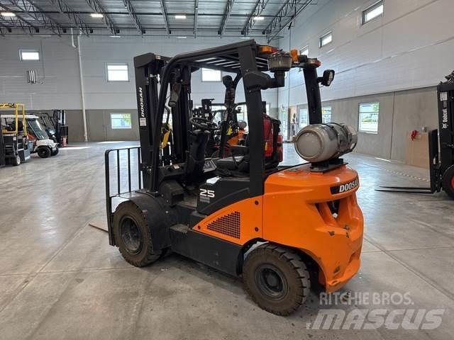 Doosan G25N-7 Construction - Others