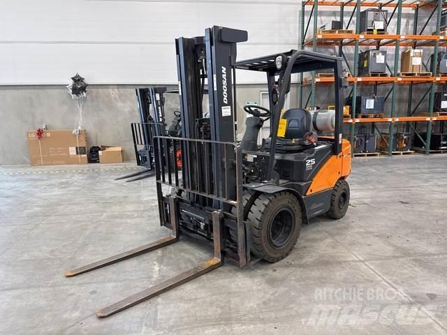 Doosan G25N-7 Construction - Others