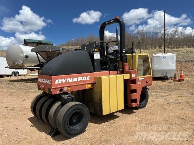 Dynapac CP142 Pneumatic tired rollers