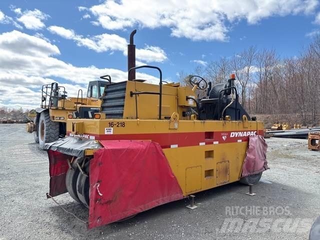Dynapac CP221 Pneumatic tired rollers