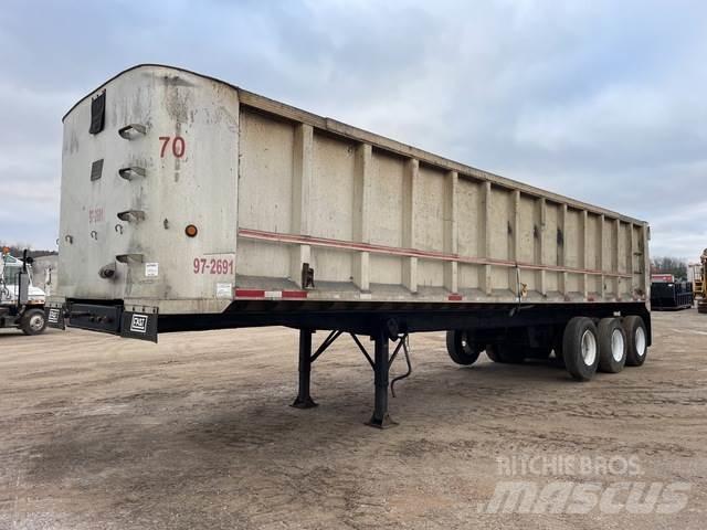 East Mfg  Tipper trailers