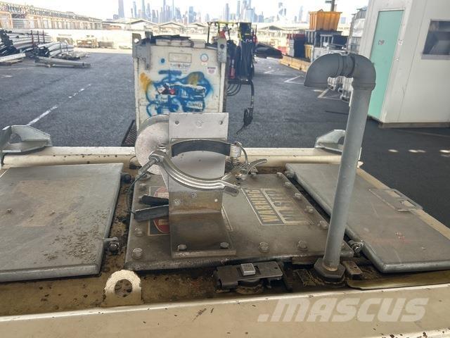  Equipco Fuel and additive tanks