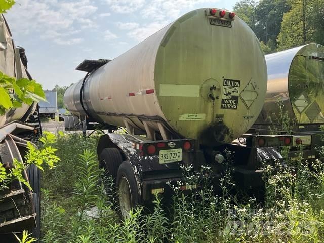 Etnyre  Tanker trailers