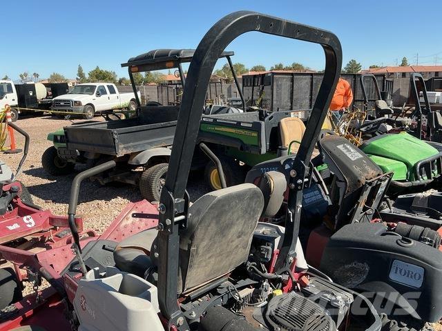 Exmark Lazer Z Construction - Others