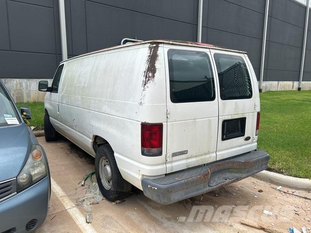 Ford E-150 Panel vans