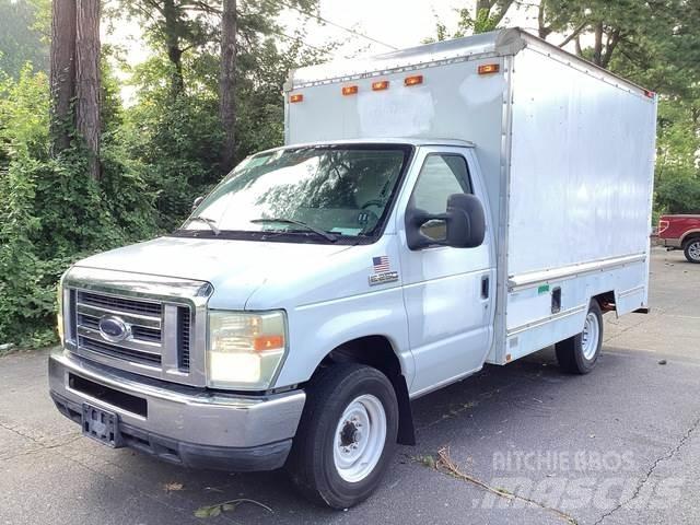 Ford E-250 Panel vans