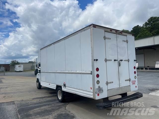 Ford E-250 Box body