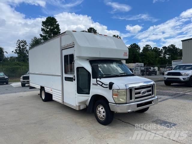 Ford E-250 Box body