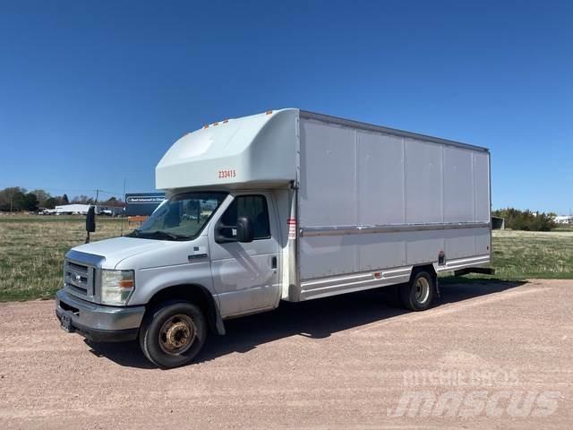 Ford E-350 Panel vans