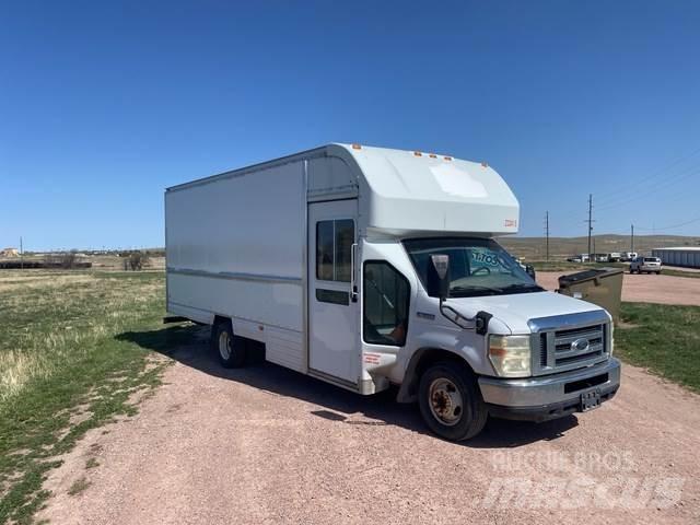 Ford E-350 Panel vans