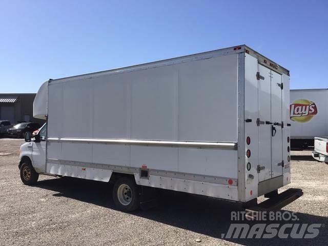 Ford E-350 Panel vans