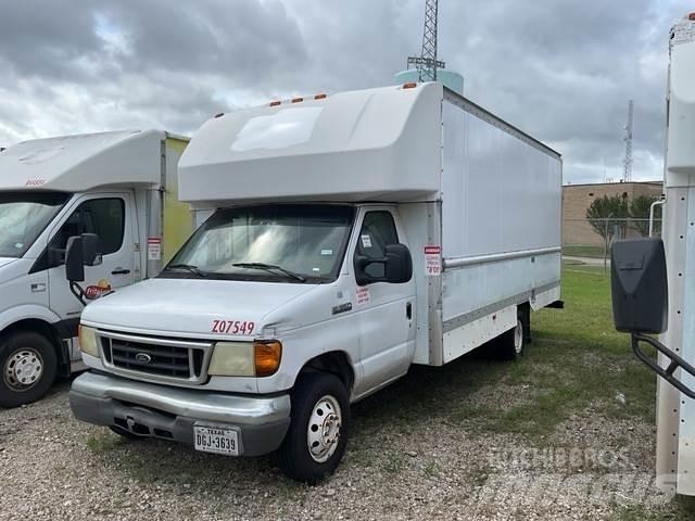 Ford E-350 Panel vans