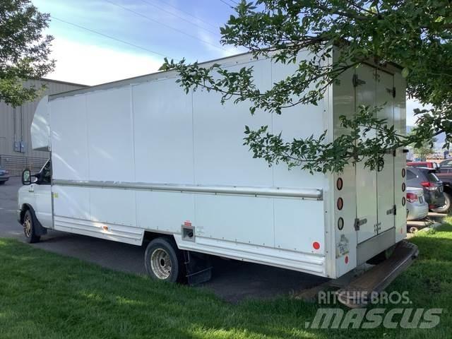 Ford E-350 Box body
