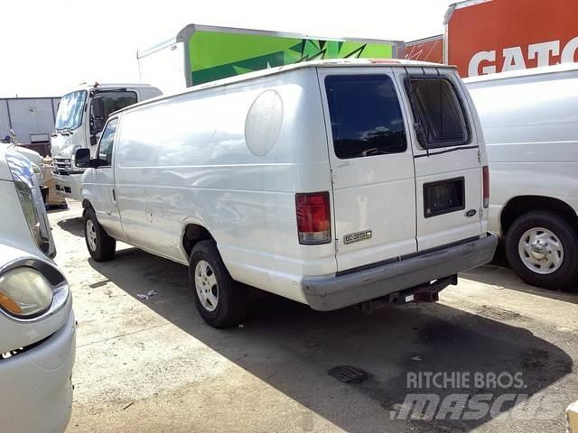 Ford E-350 Panel vans