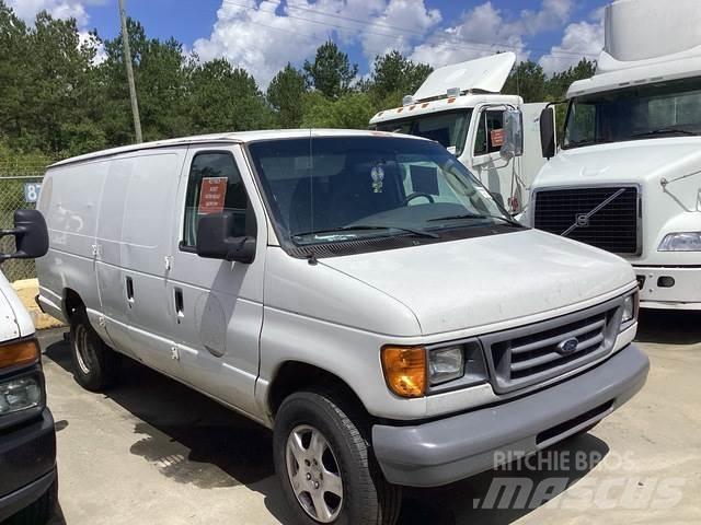 Ford E-350 Panel vans