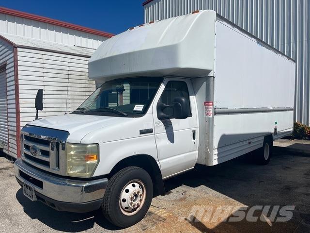 Ford E-350 Box body