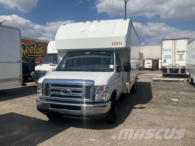 Ford E-350 Panel vans