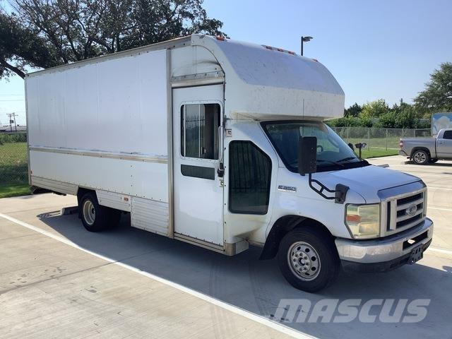 Ford E-350 Panel vans