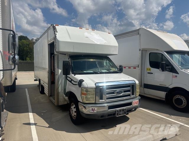 Ford E-350 Box body