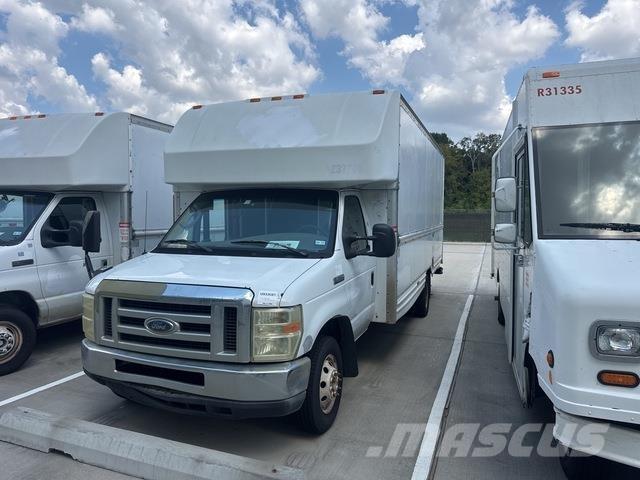 Ford E-350 Box body