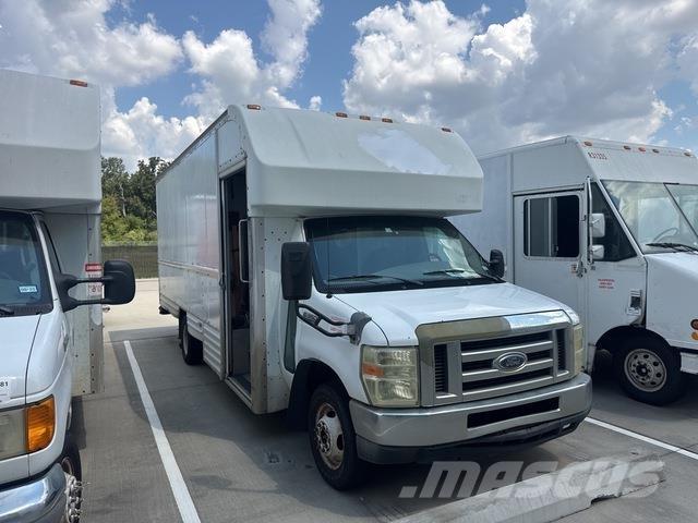 Ford E-350 Box body
