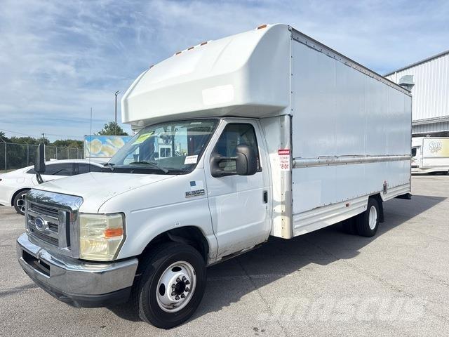 Ford E-350 Box body