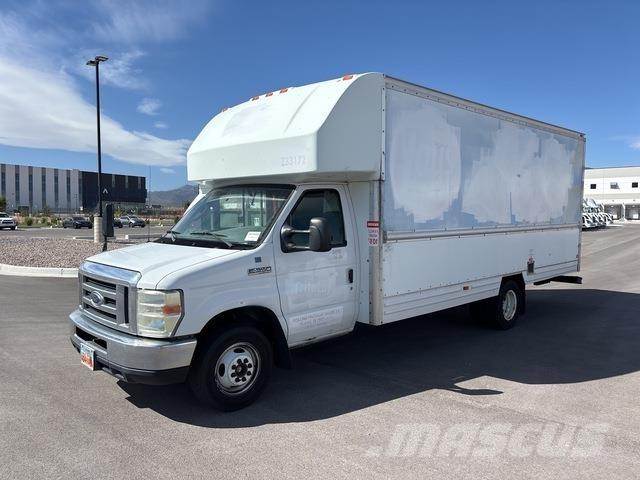Ford E-350 Box body