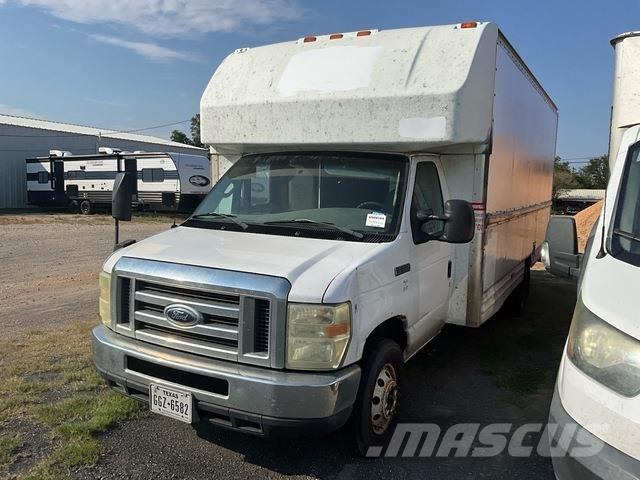 Ford E-350 Box body