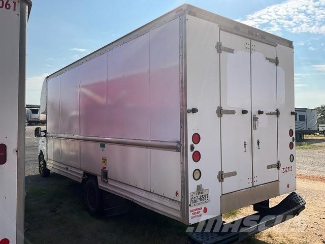 Ford E-350 Box body