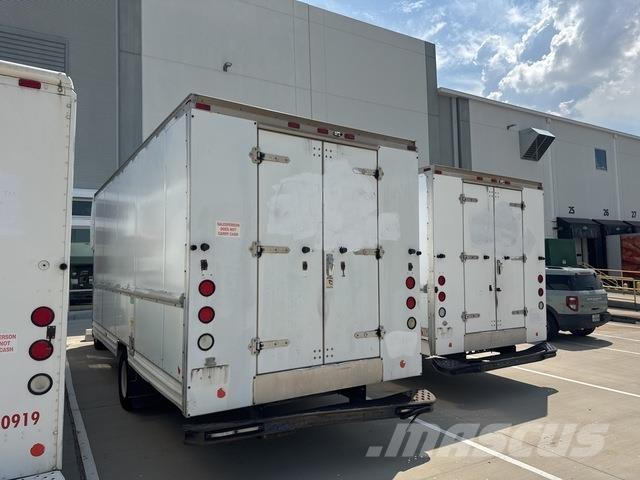 Ford E-350 Box body