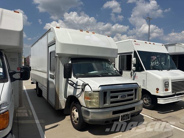 Ford E-350 Box body