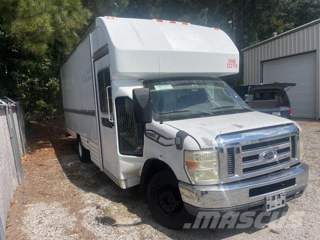 Ford E-350 Box body