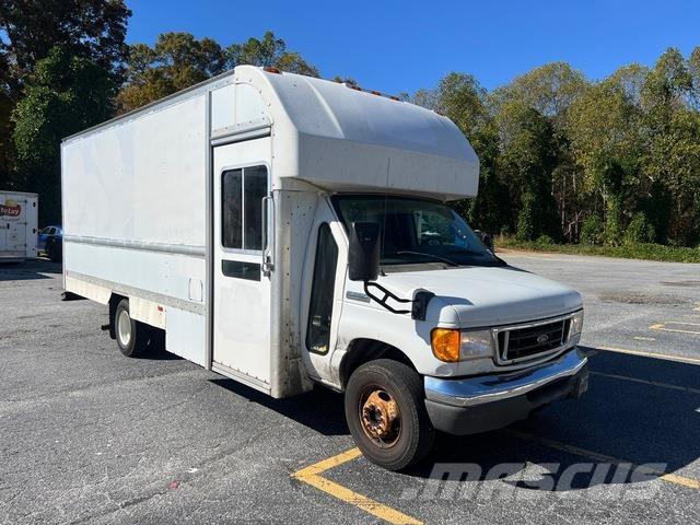 Ford E-350 Box body trucks