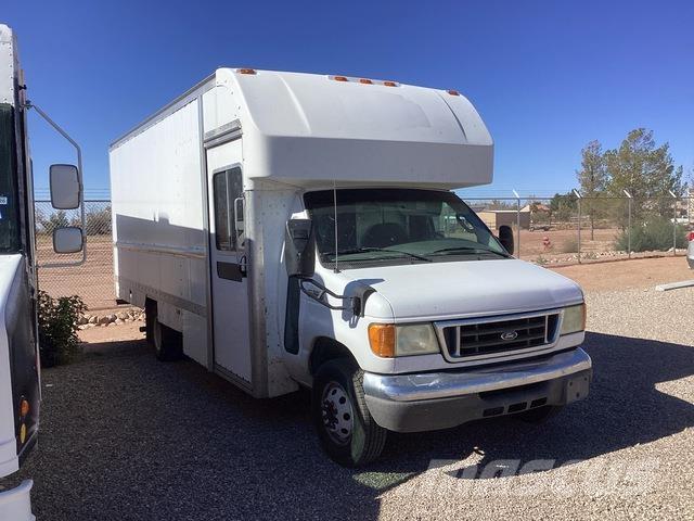 Ford E-350 Box body trucks