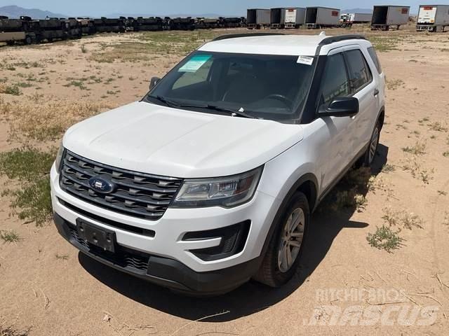 Ford Explorer Cars