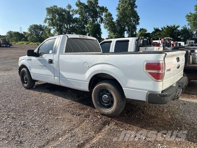 Ford F-150 Pick up/Dropside