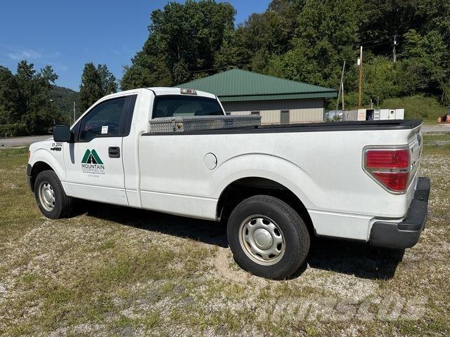 Ford F-150 Pick up/Dropside